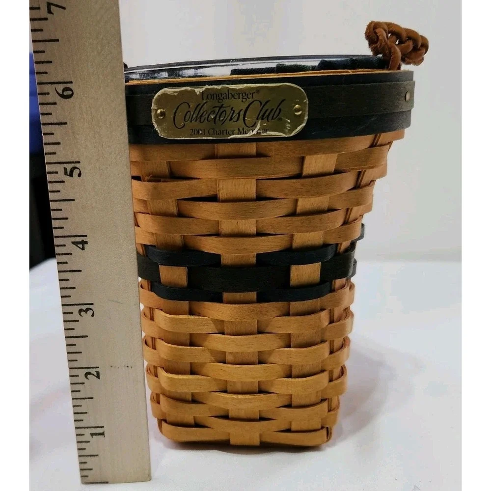 Longaberger 2001‎ Collectors Club Renewal Basket